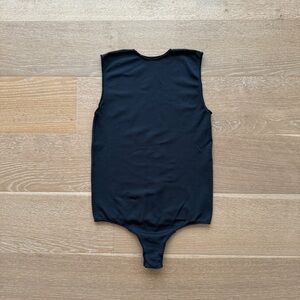 SKIMS Essential Crew Neck Sleeveless Bodysuit